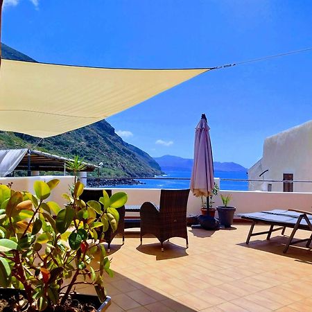 Albergo Seaside Leni Bagian luar foto